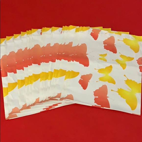 Other - 25 Poly Mailers with a Cute Butterfly Design